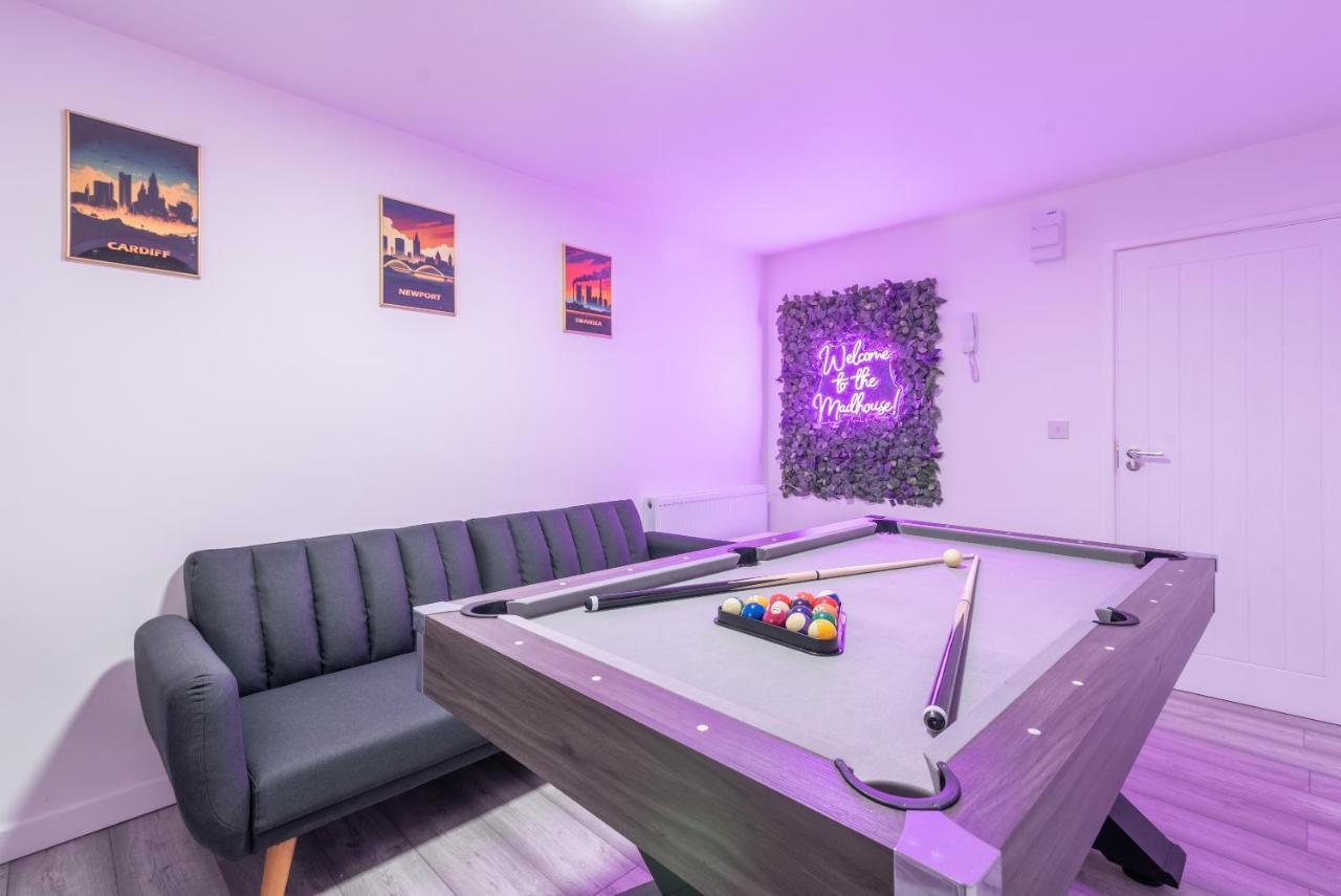 Exquisite Cardiff Apartments- With Garden Lounge & Games Room Exterior photo